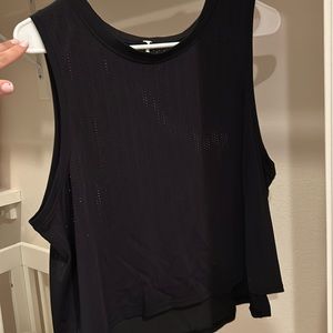 Women’s lululemon workout tank